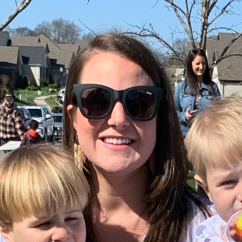 Meet your Posher, Laura